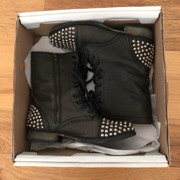 Steve Madden studded combat boots - Picture 2 of 8